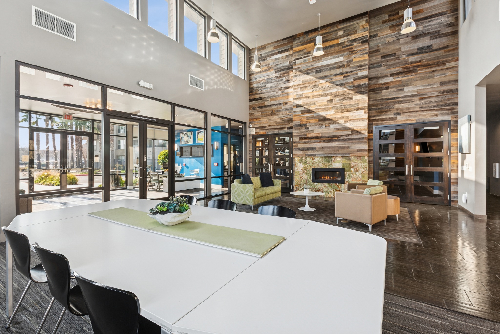Aspire Apartments Tracy CA lobby lounge amenities