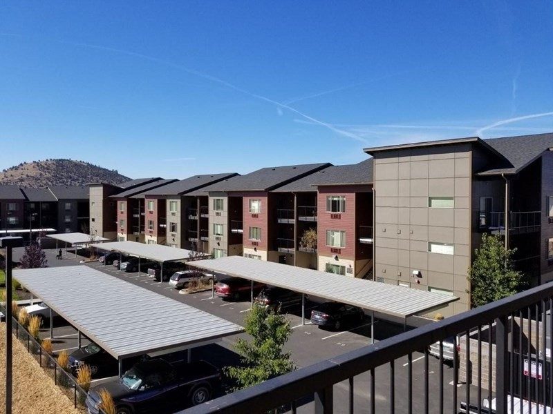 Bellevue Crossing Image 20