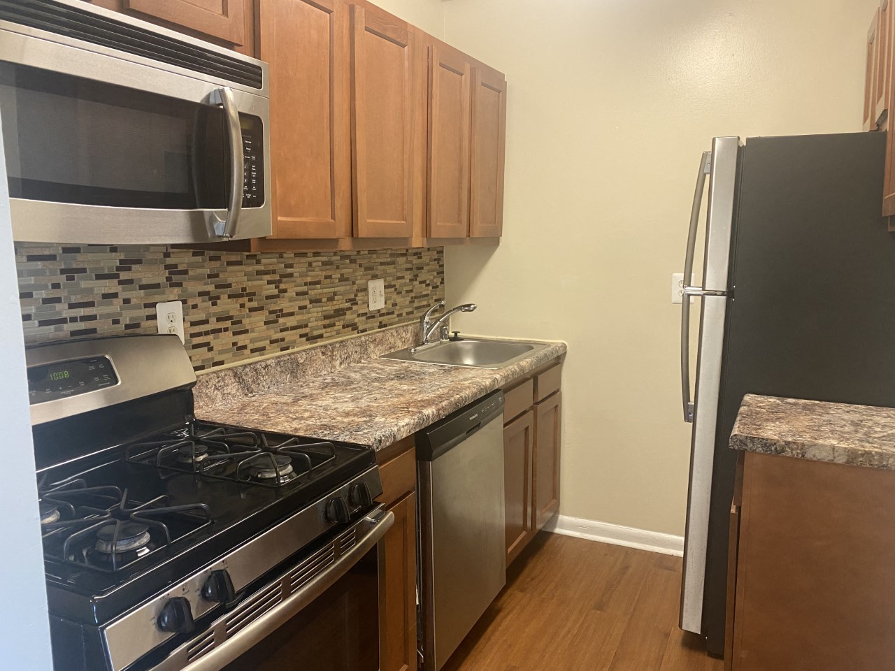 Silver Spring Towers Image 29
