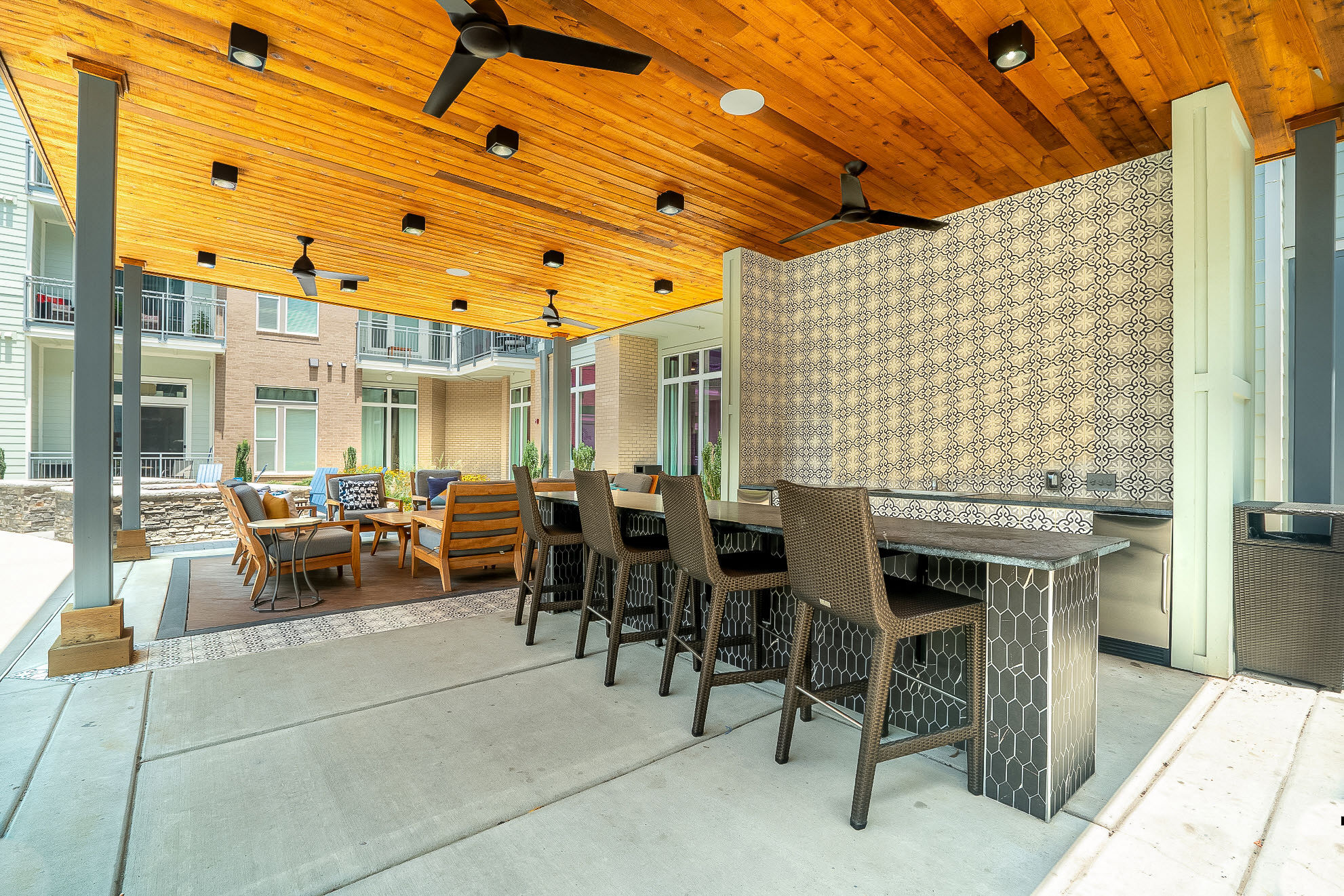 IMT 8 South Image 25