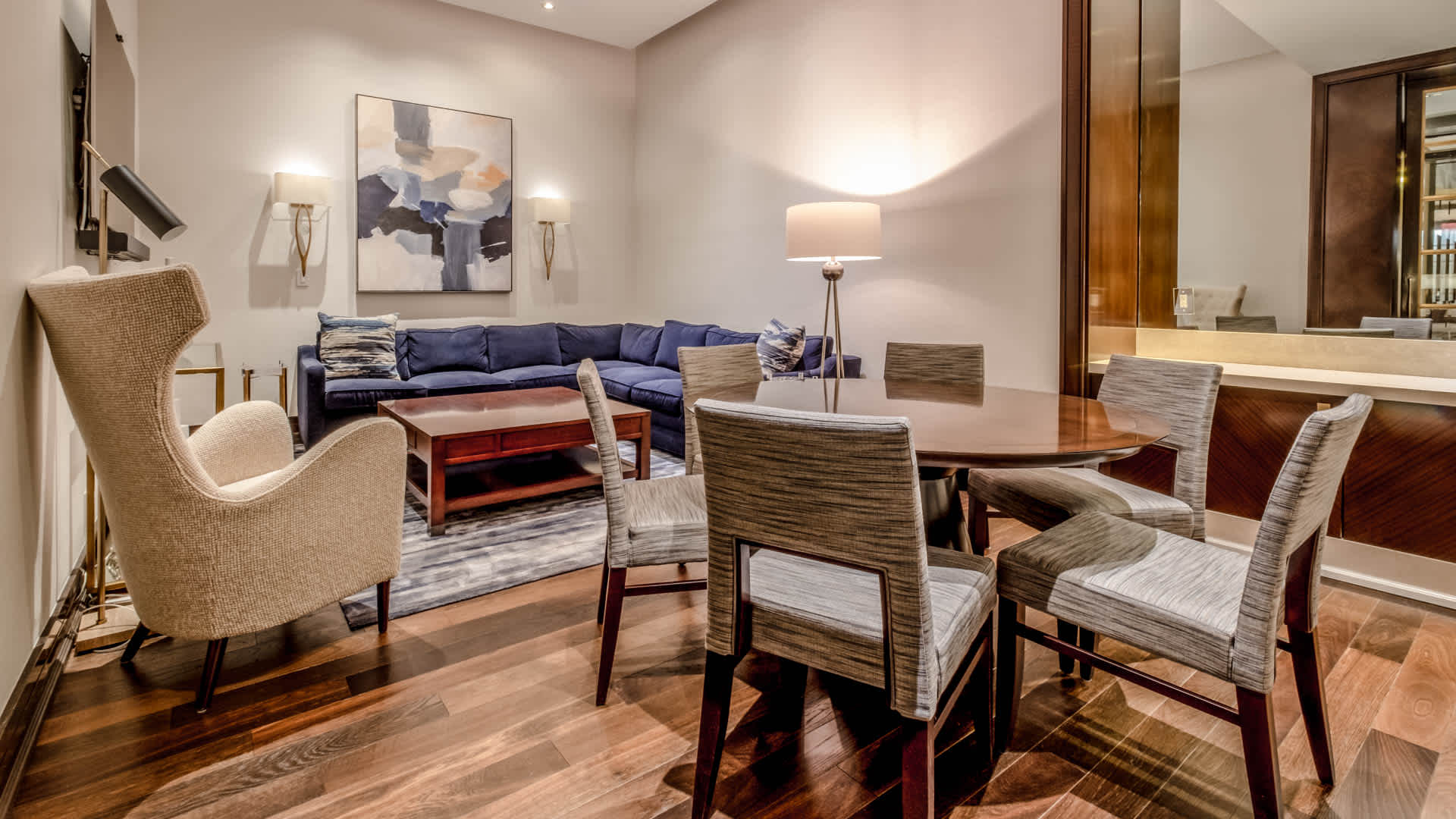 140 Riverside Boulevard Image 31