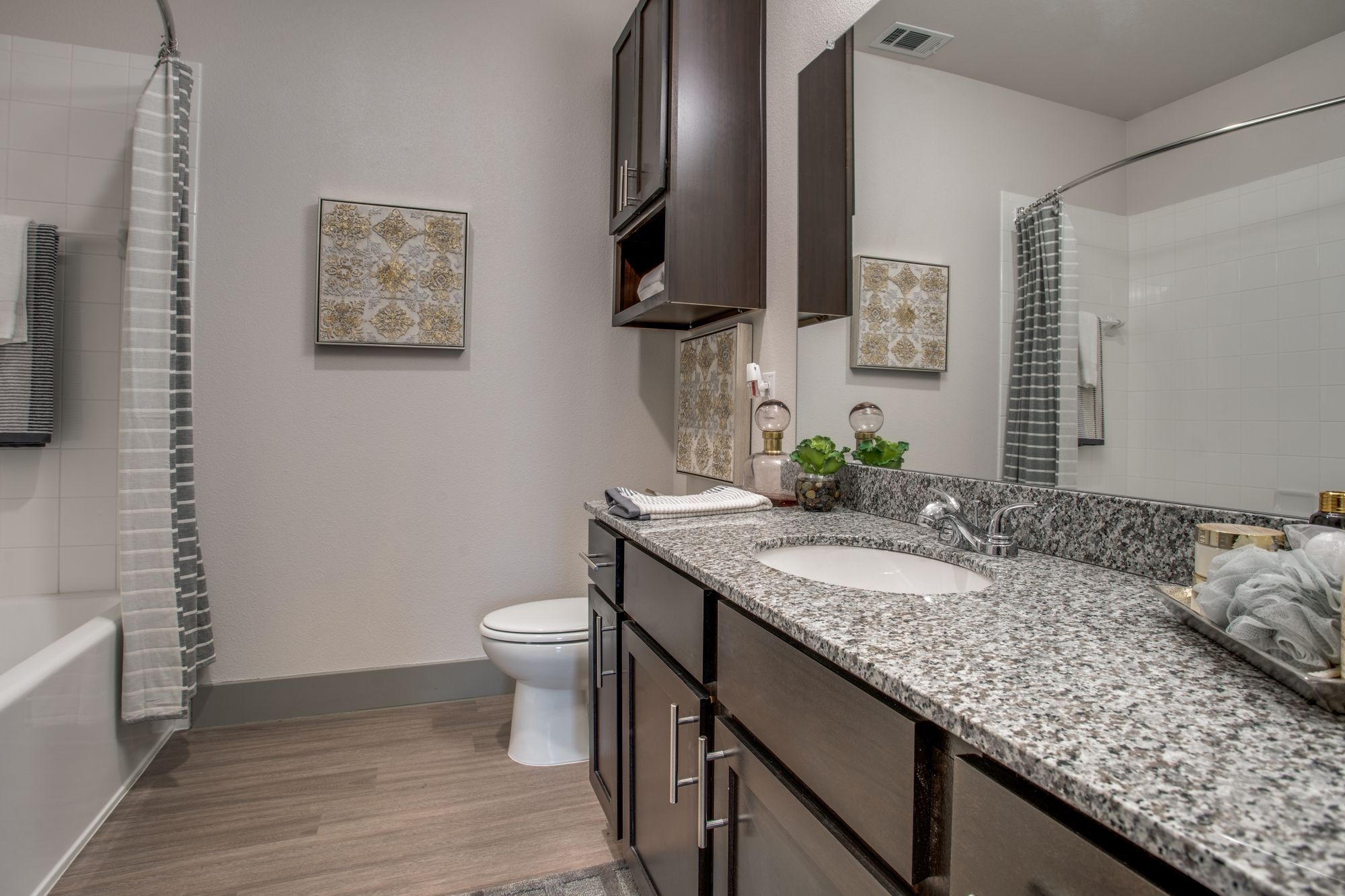 Palladium Denton Image 3