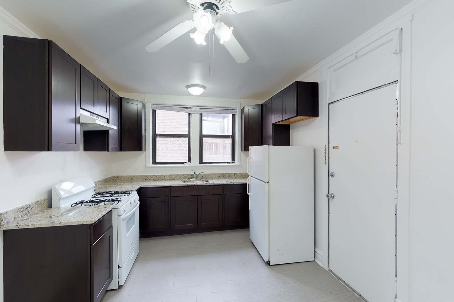 Ellis Court Image 22