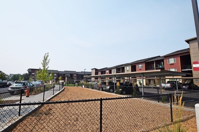 Bellevue Crossing Image 19