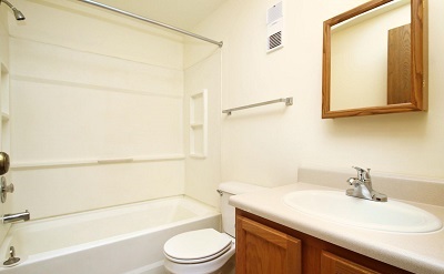 Capitol Commons Apartments and Townhomes Image 12