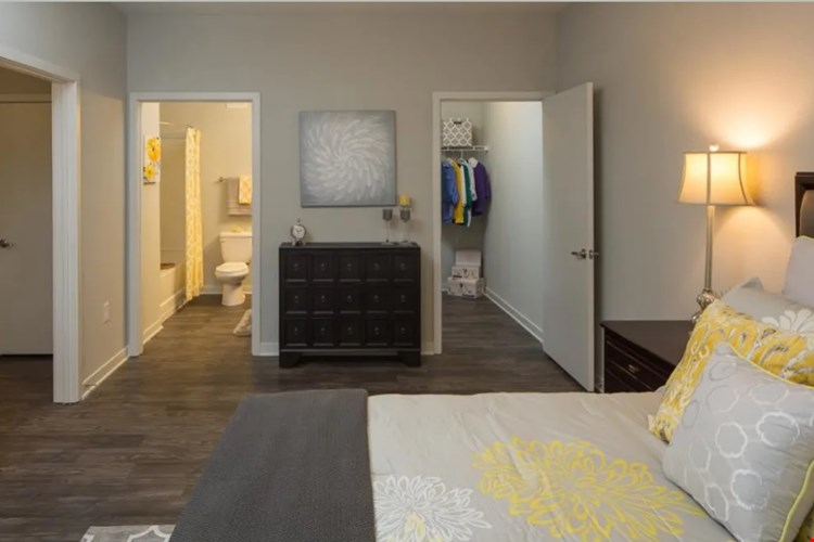 West Woods Haven Image 11