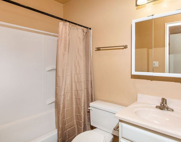 Mission Arbor Apartments Image 6