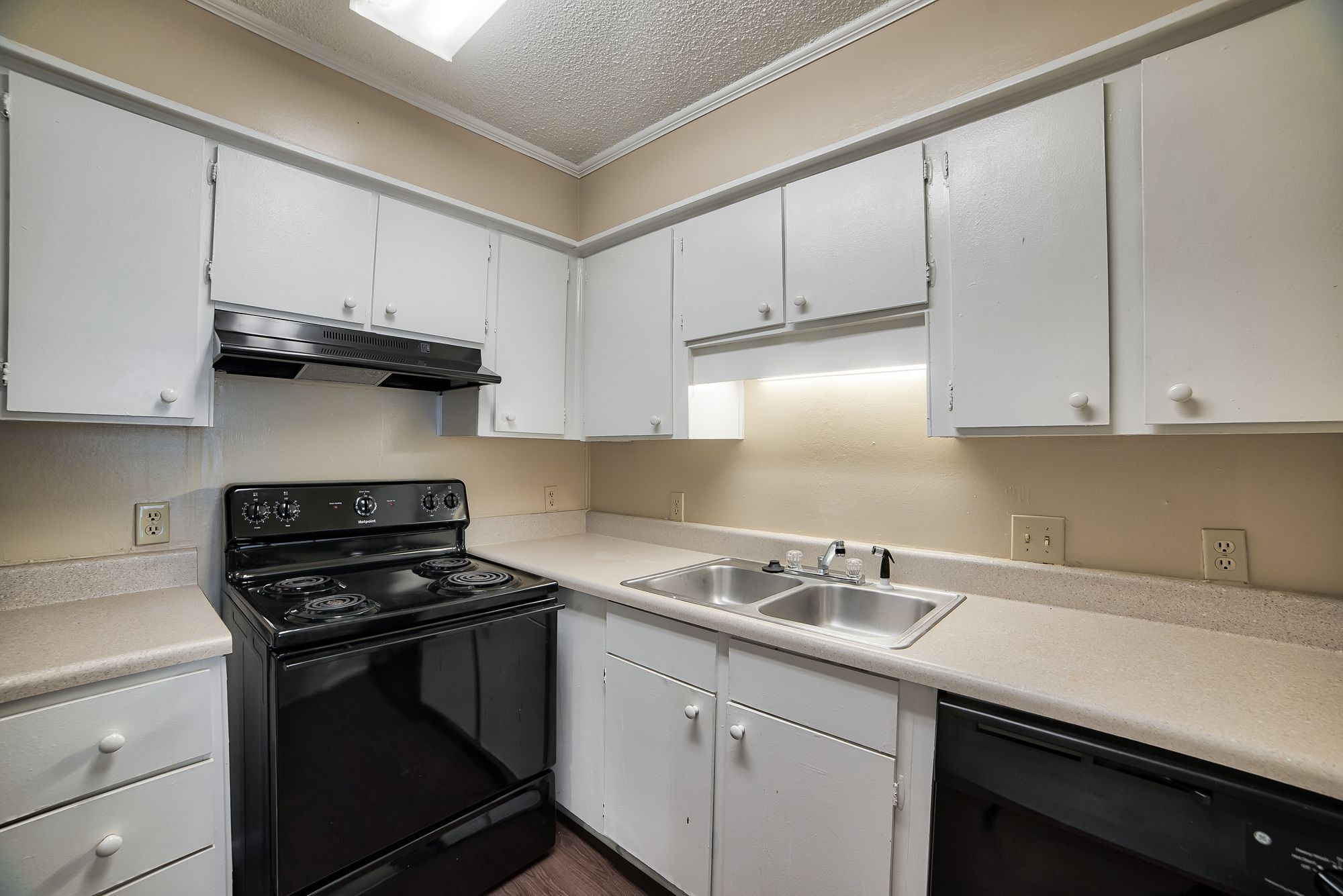 Patriot Place Apartments Image 2