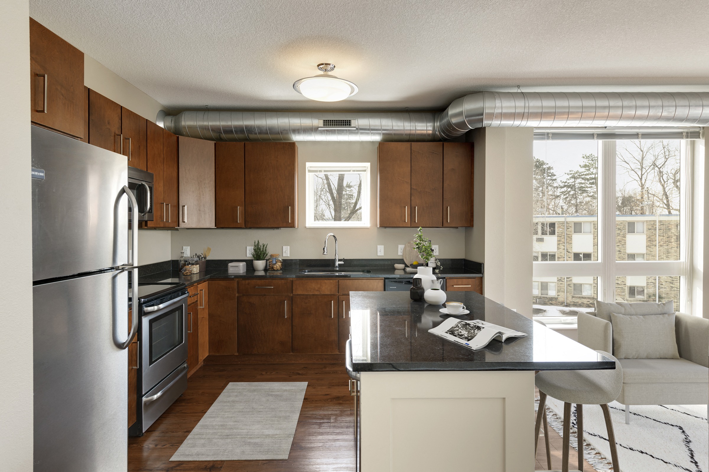 Be @ Axon Green Image 1