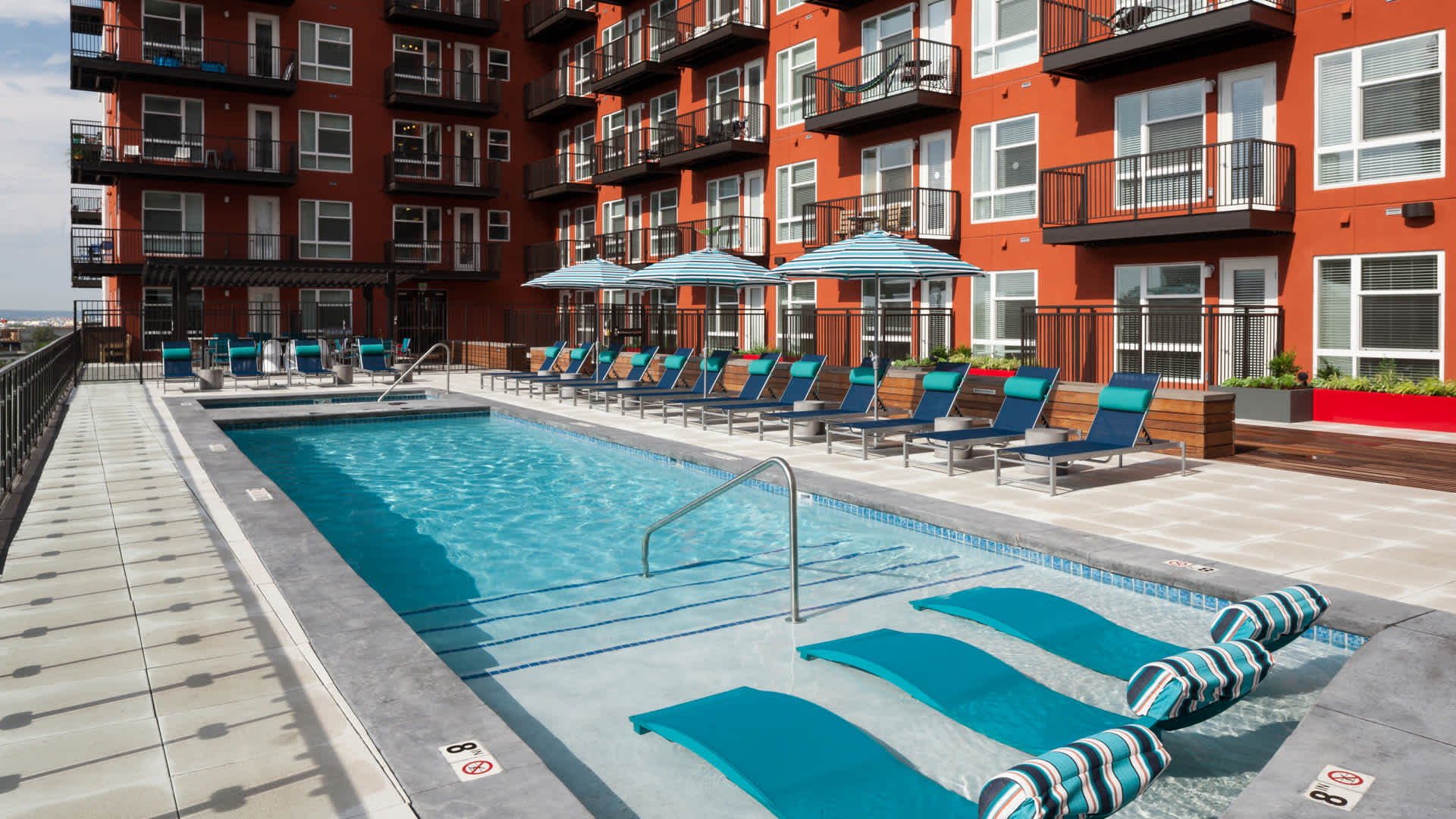 Radius Uptown Image 36