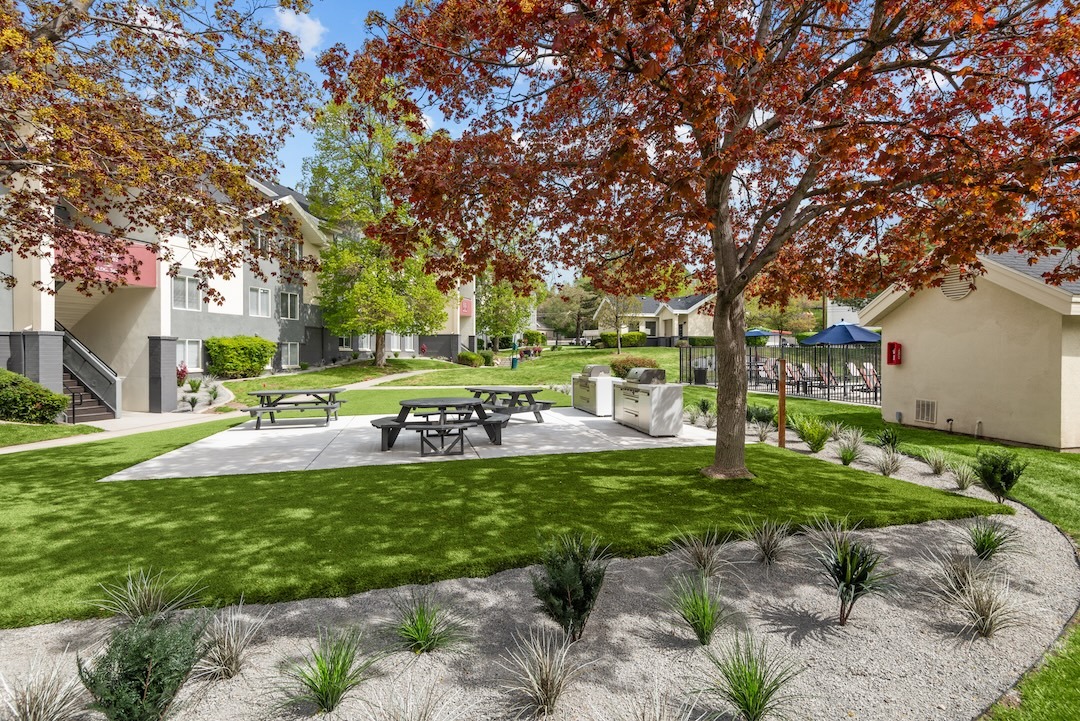 Haven on Highland Image 17