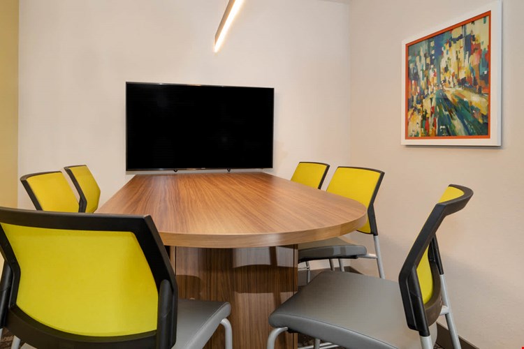 Radius Uptown Image 28