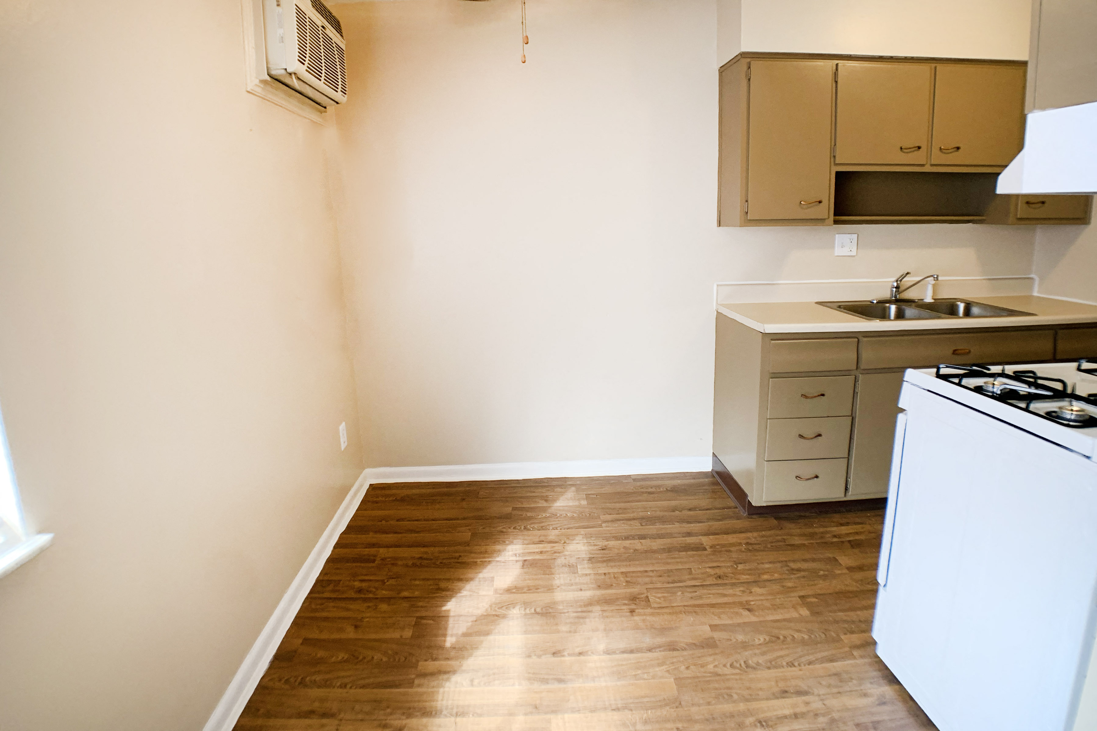 Sharondale Woods Apartments Image 33