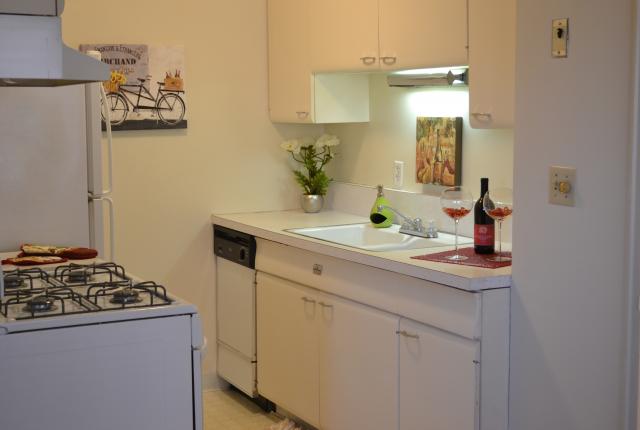 2920 Dean Pkwy Image 6