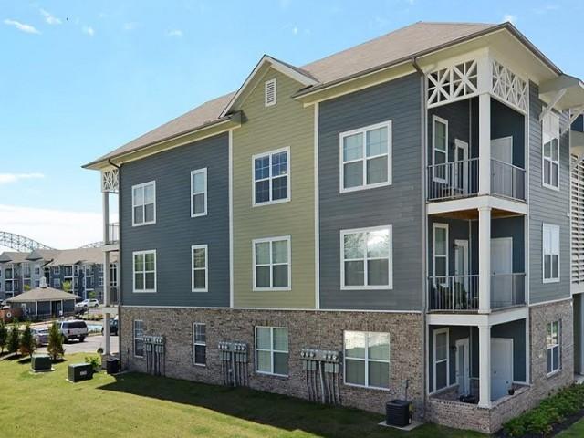 Harbor Island Image 3