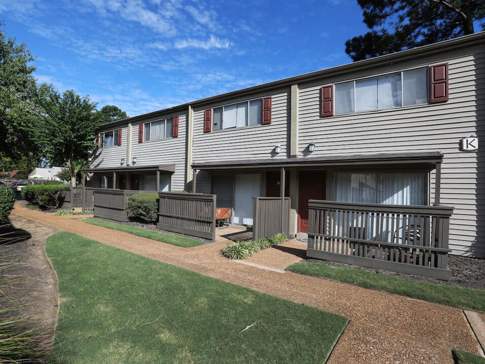 The Oaks Apartment Homes Image 3