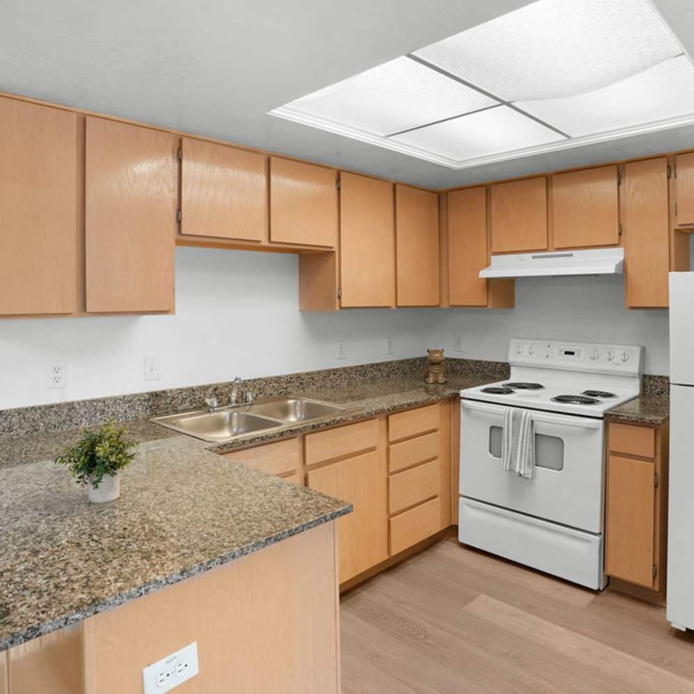 Clinton Towne Center Image 8