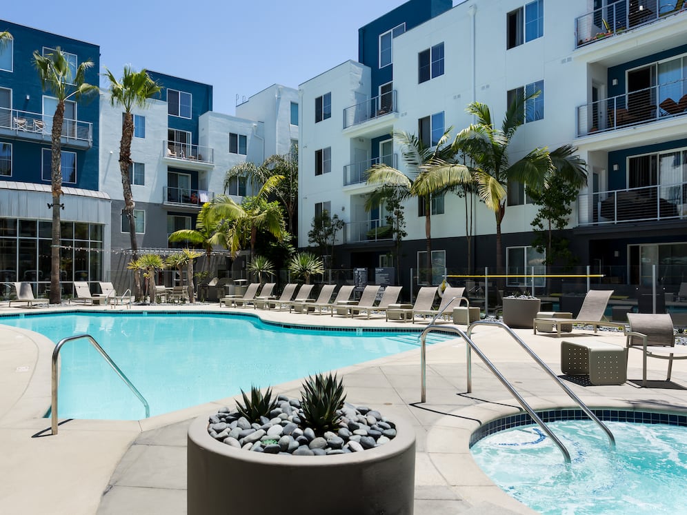 Swimming Pool with Spa
