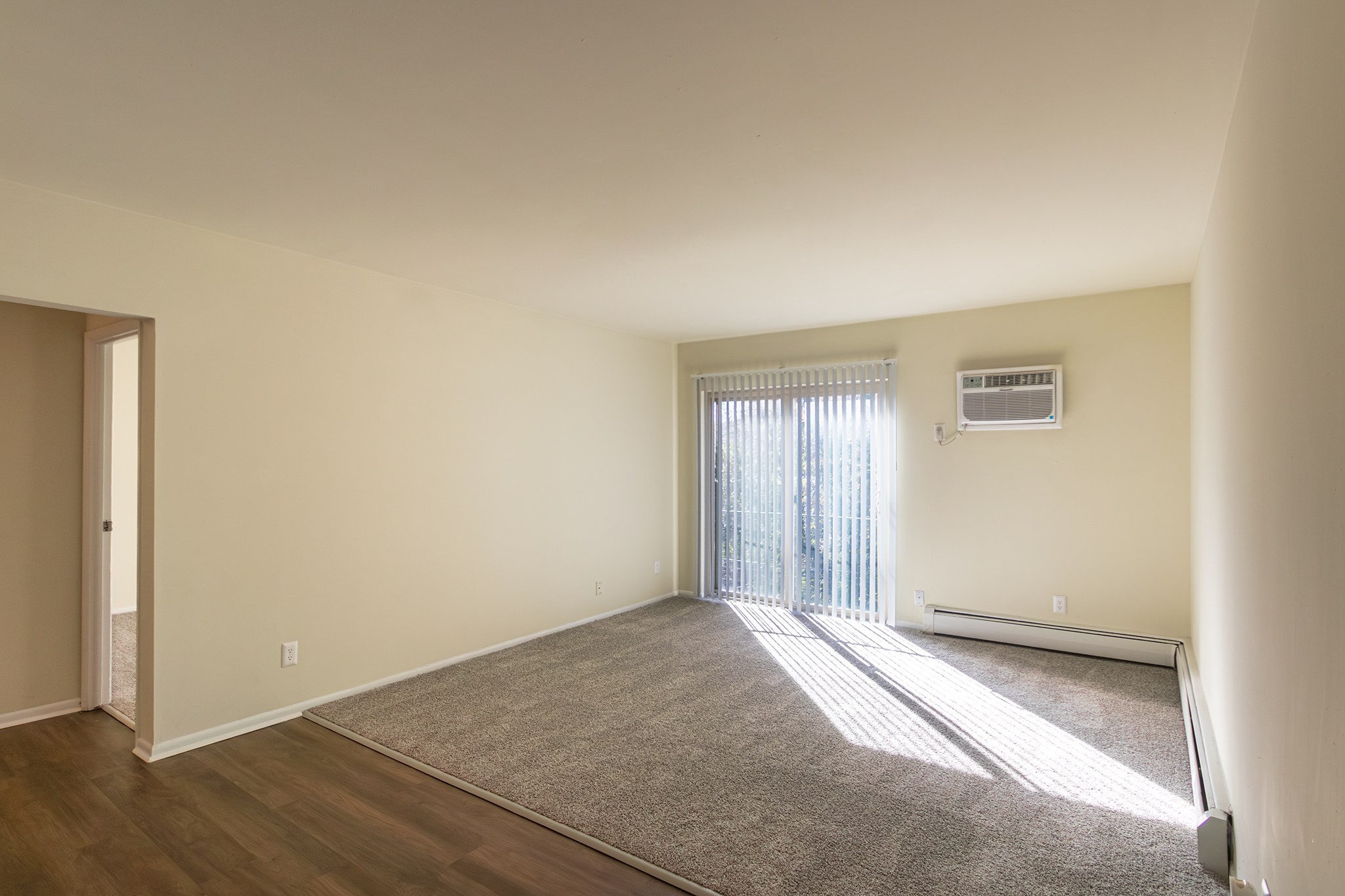 Romaine Court Image 22