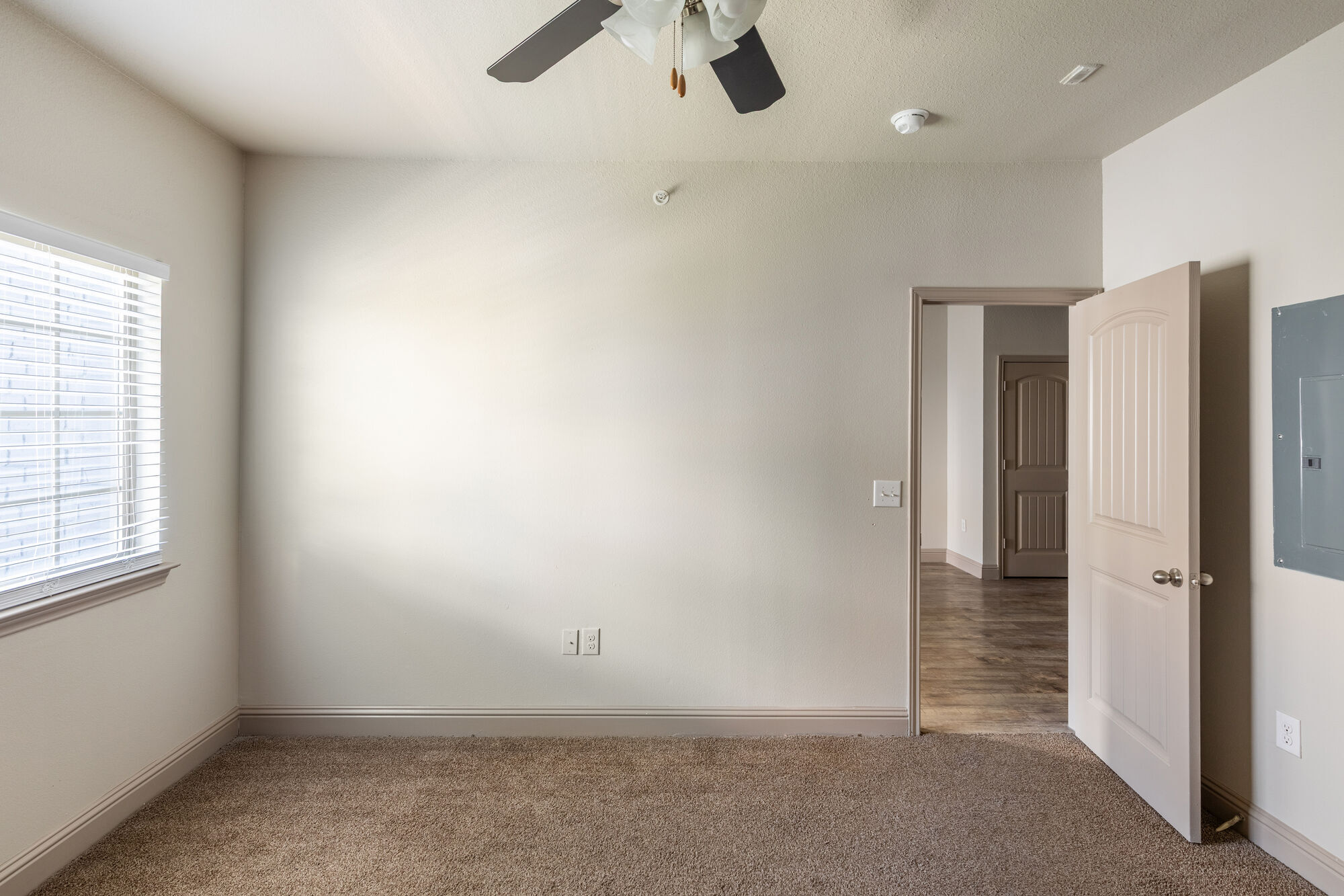 Remi Apartment Homes Image 37