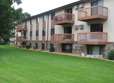 Bryant Wood Apartments Image 2