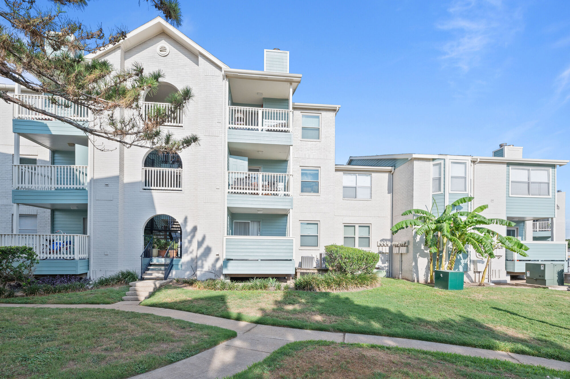 Lakeside at Campeche Image 280