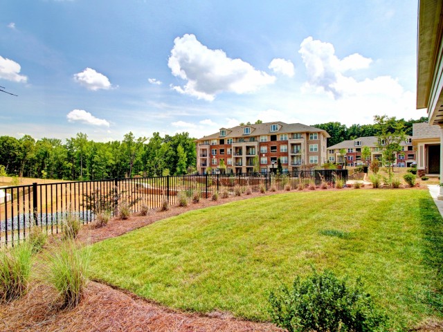 Alexander Village Apartments Image 16