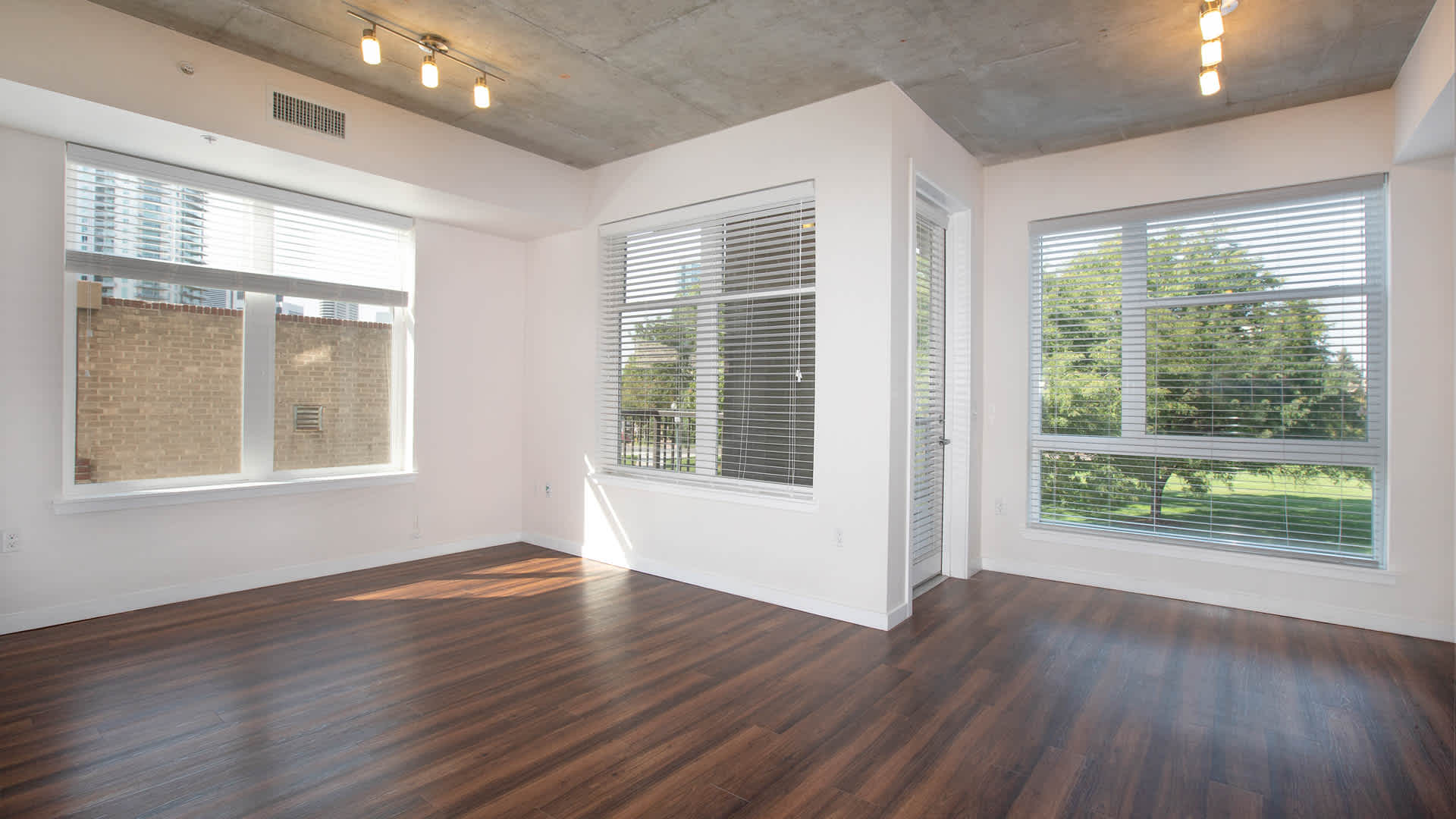 Radius Uptown Image 48