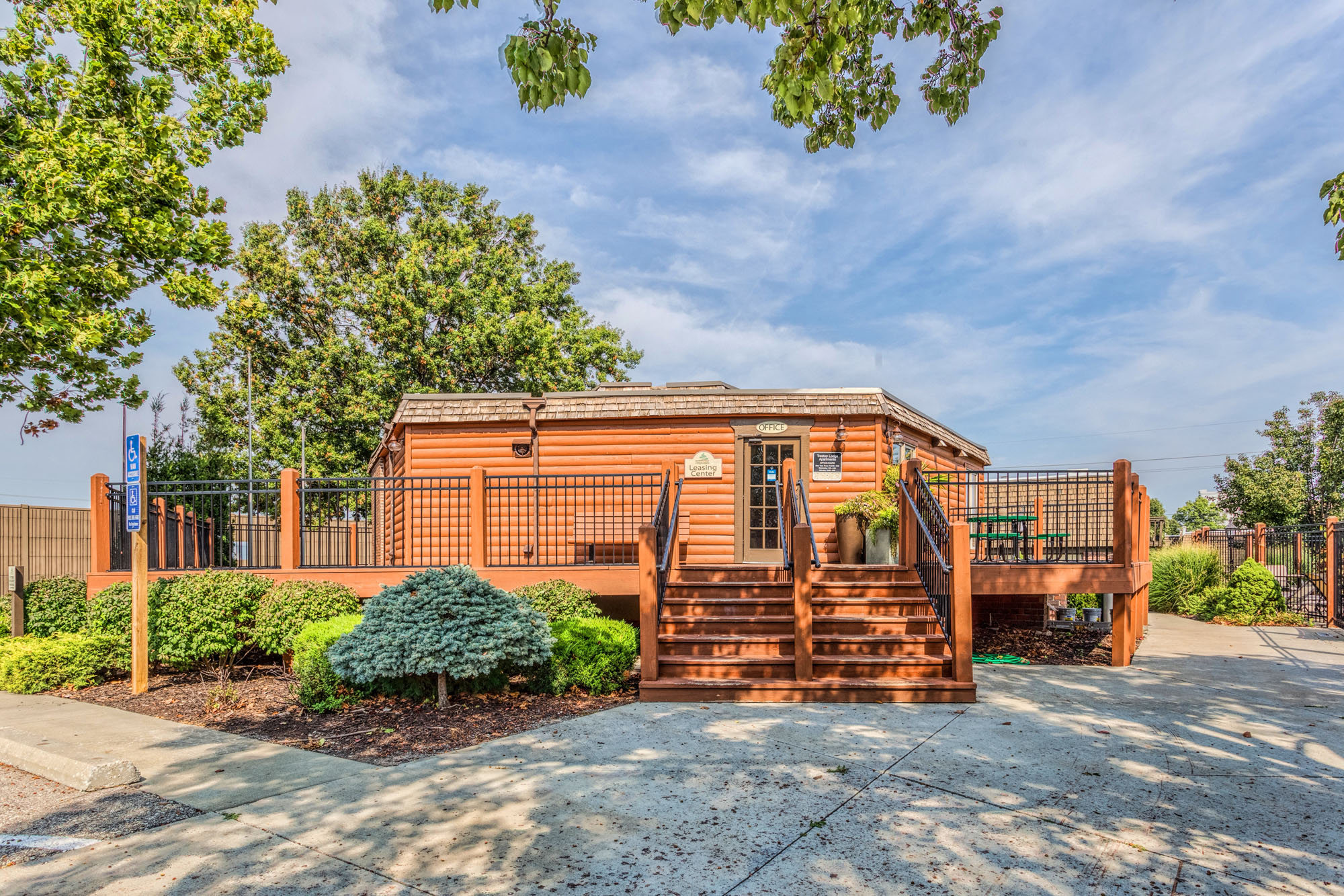 Treetop Lodge  Image 12