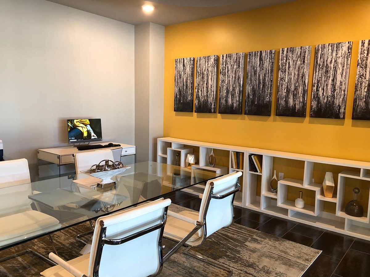 1400 Russell Apartments Image 12