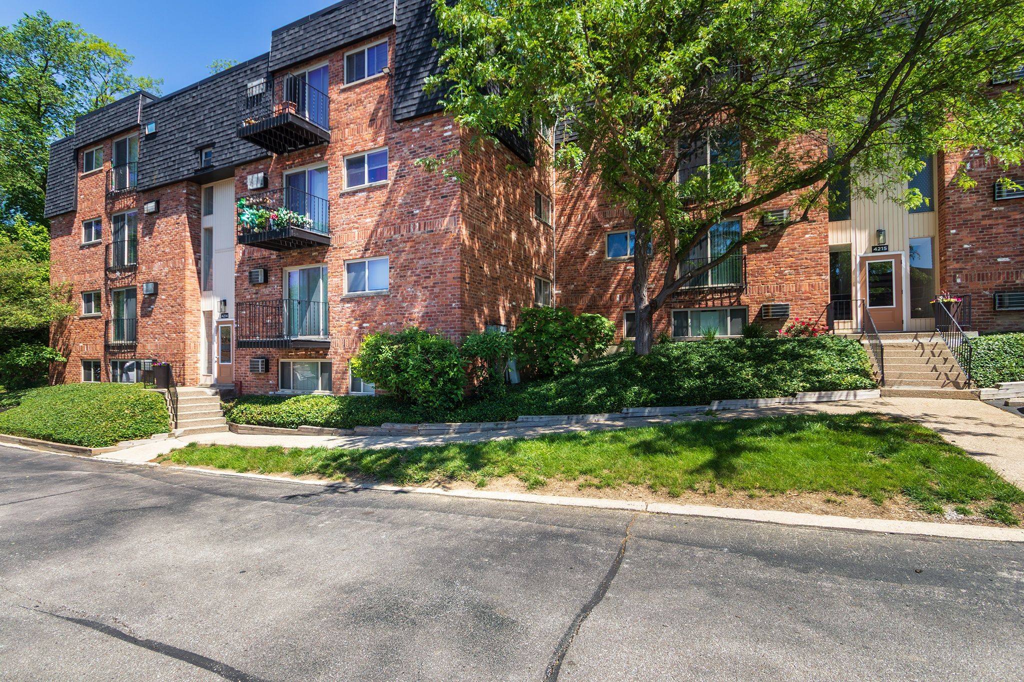 Romaine Court Image 33