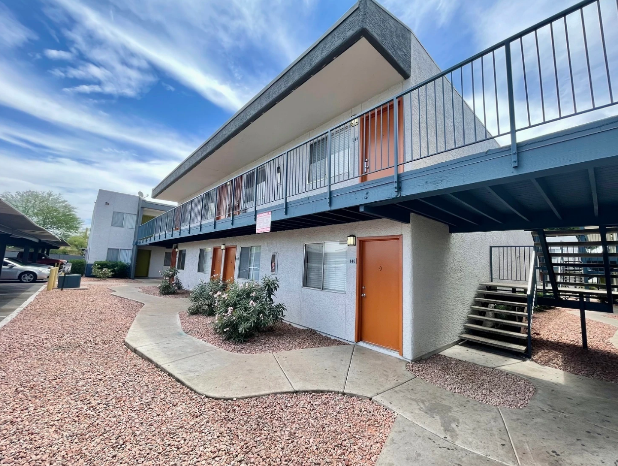 The Valencia Apartments Image 4