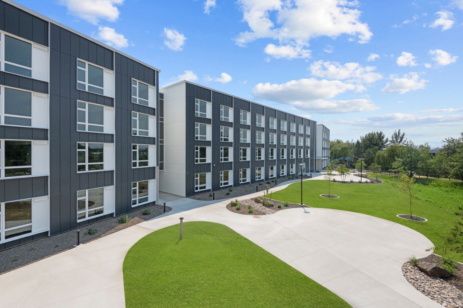 Ironside Apartments Image 33