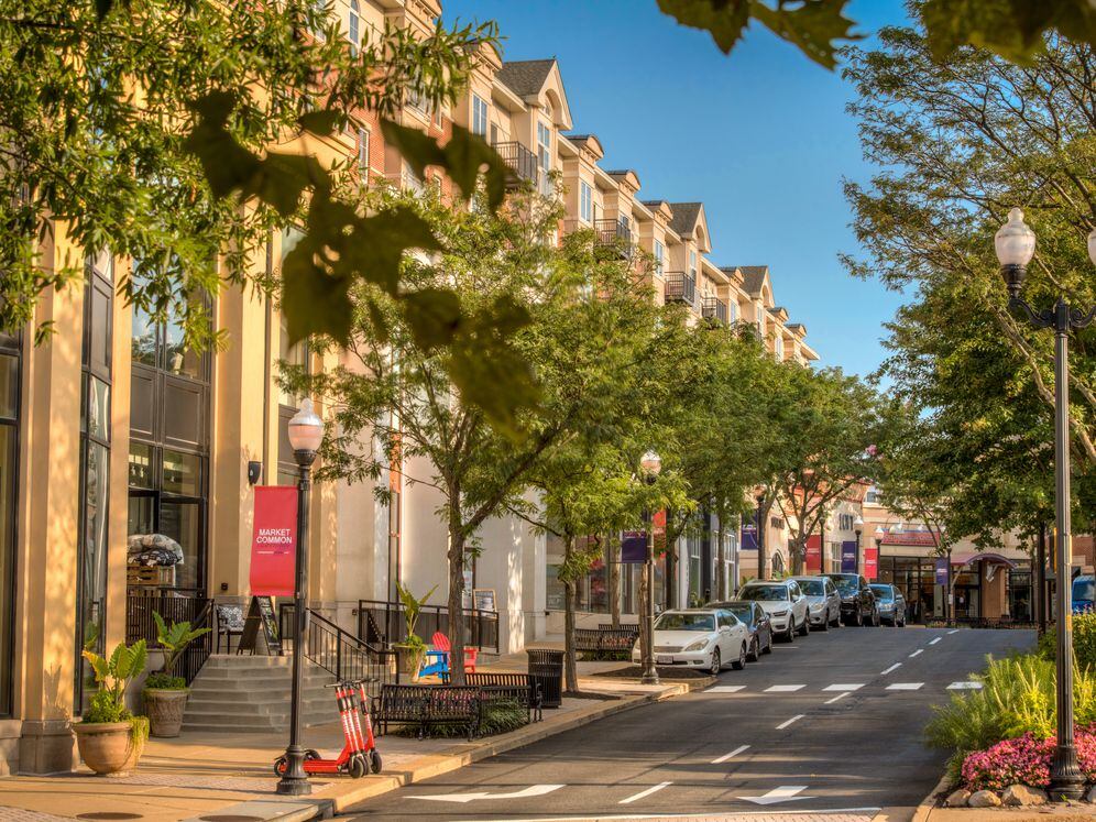 2700 Building Exterior