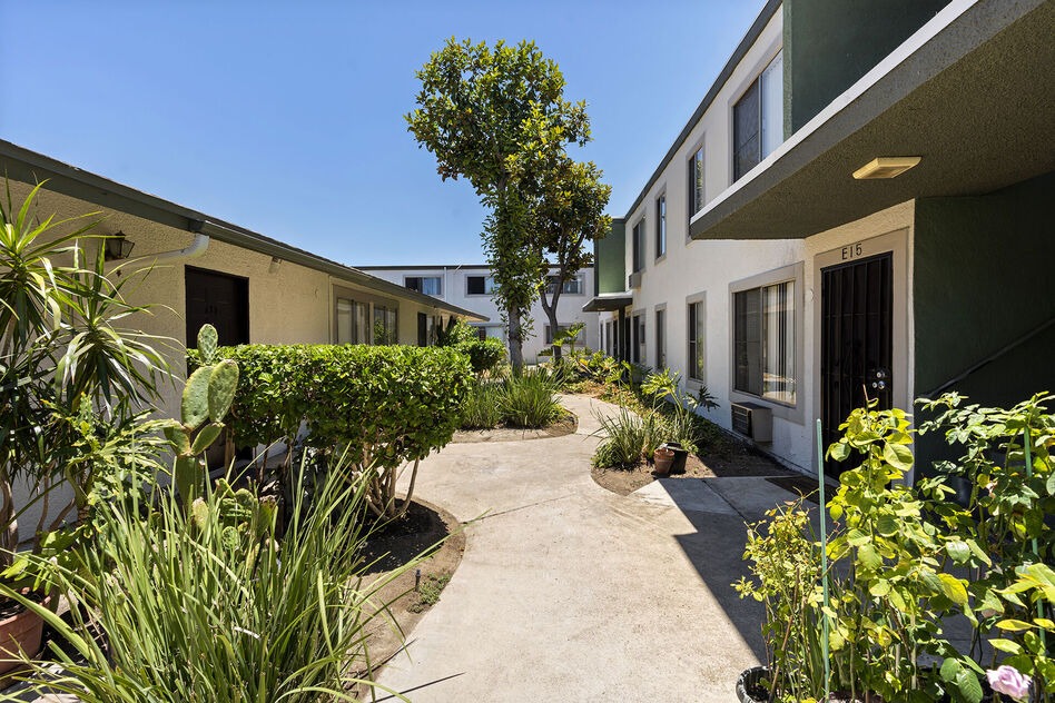 Villas Apartments Image 3