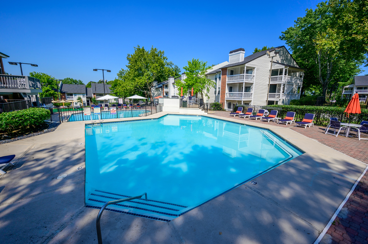 Lyric on Bell Image 1