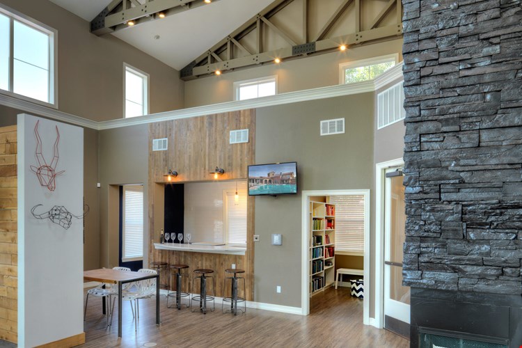 Camden Interlocken Image 28