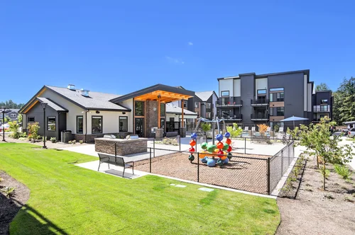 Village at Ten Trails Image 2