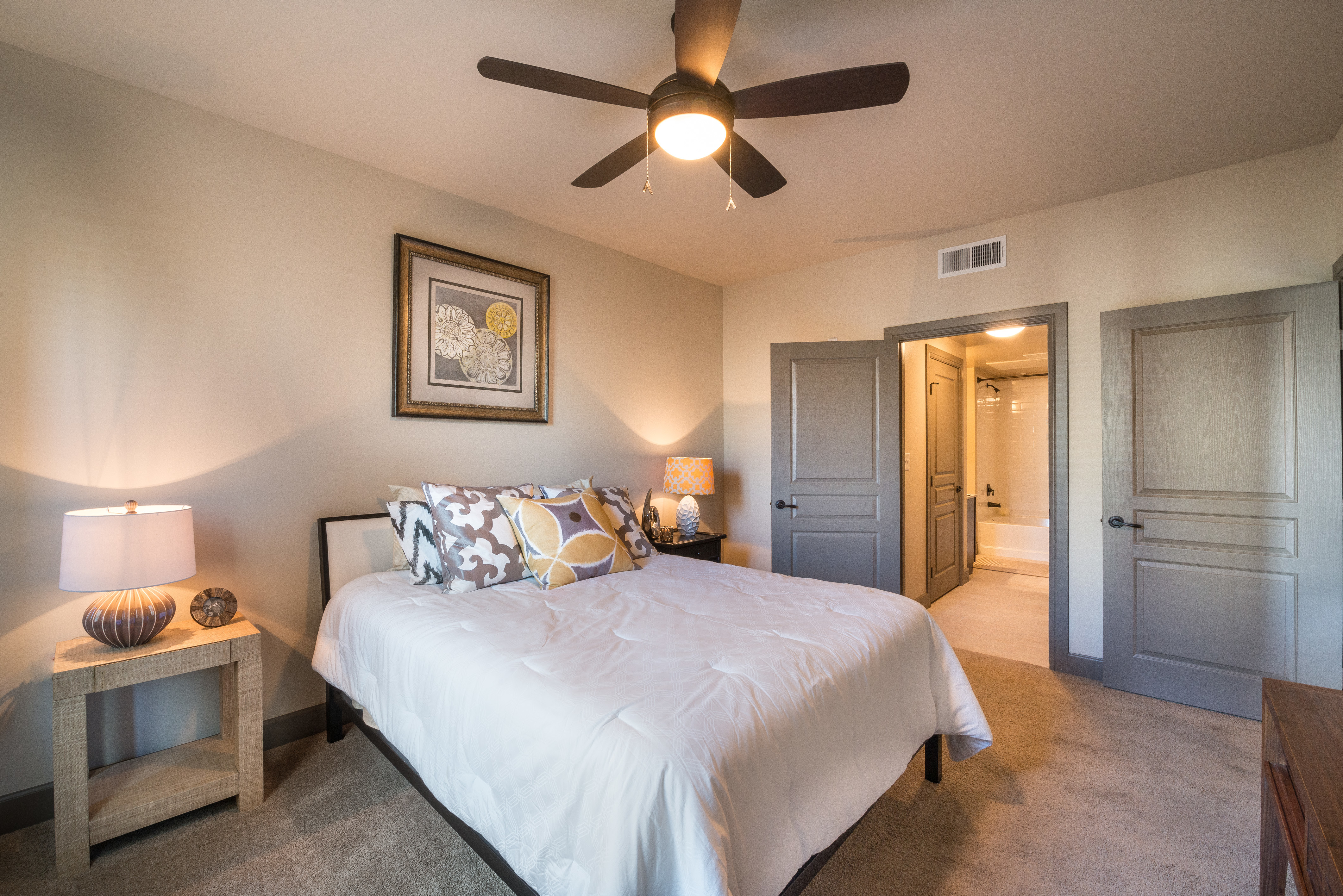 Union at Carrollton Square Apartments Image 7