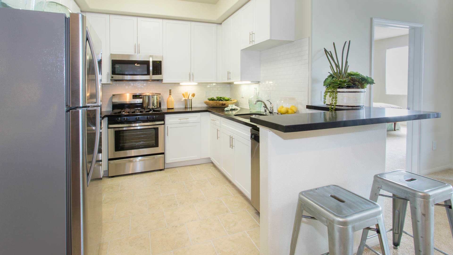 Westside on Bundy Image 4