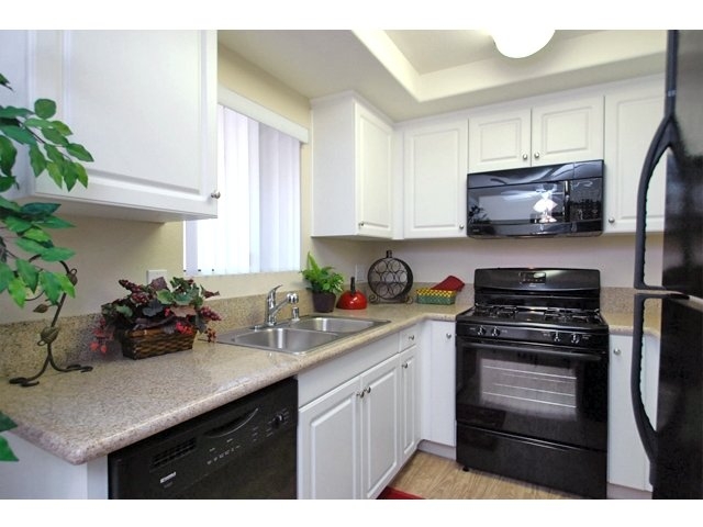 River Oaks Image 11