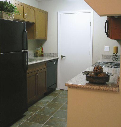 Diamond Lakes Apartment Homes Image 19