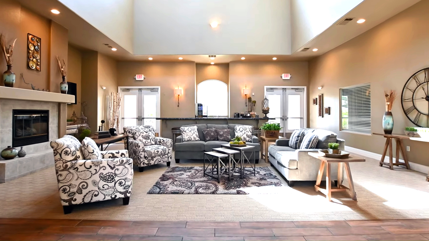 La Villa Estates Image 12