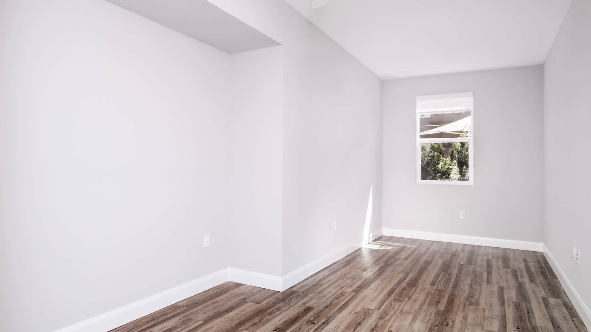 Mara Pacific Beach  Image 16