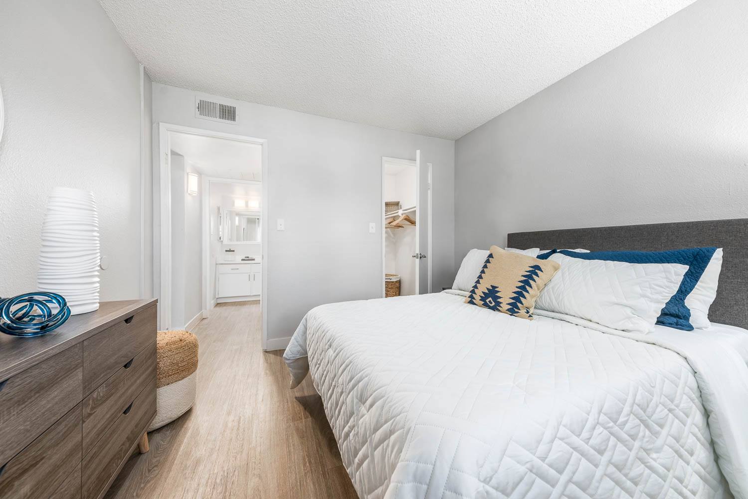 2025 West Apartment Homes Image 5