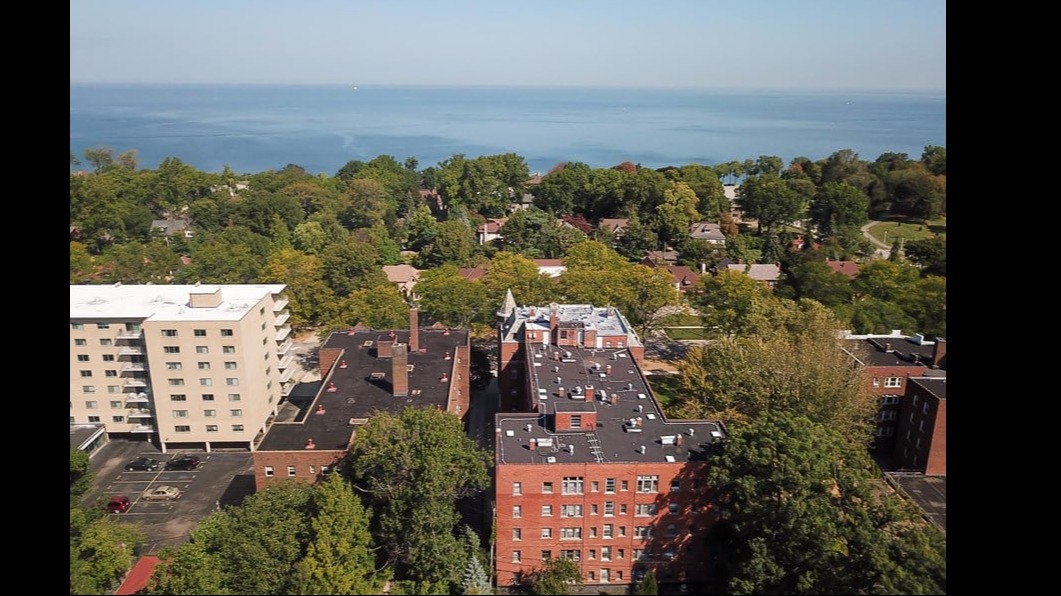 Hampton House Image 2