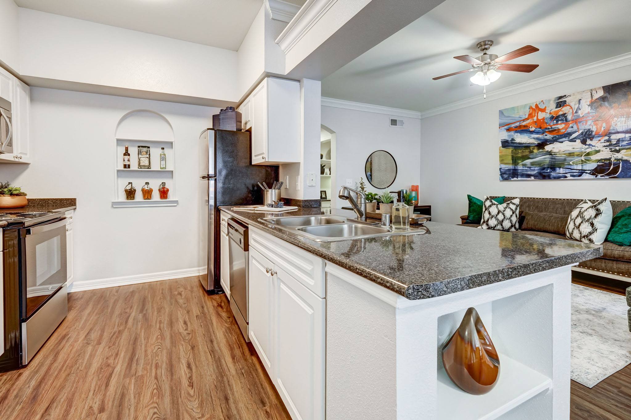 The Plaza Museum District Image 1