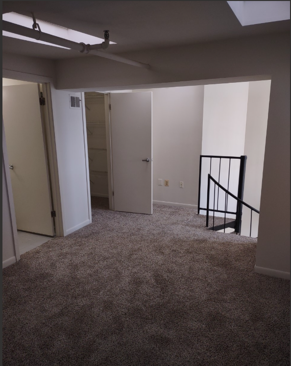Marlboro Classic Apt & Redwood Square Image 63