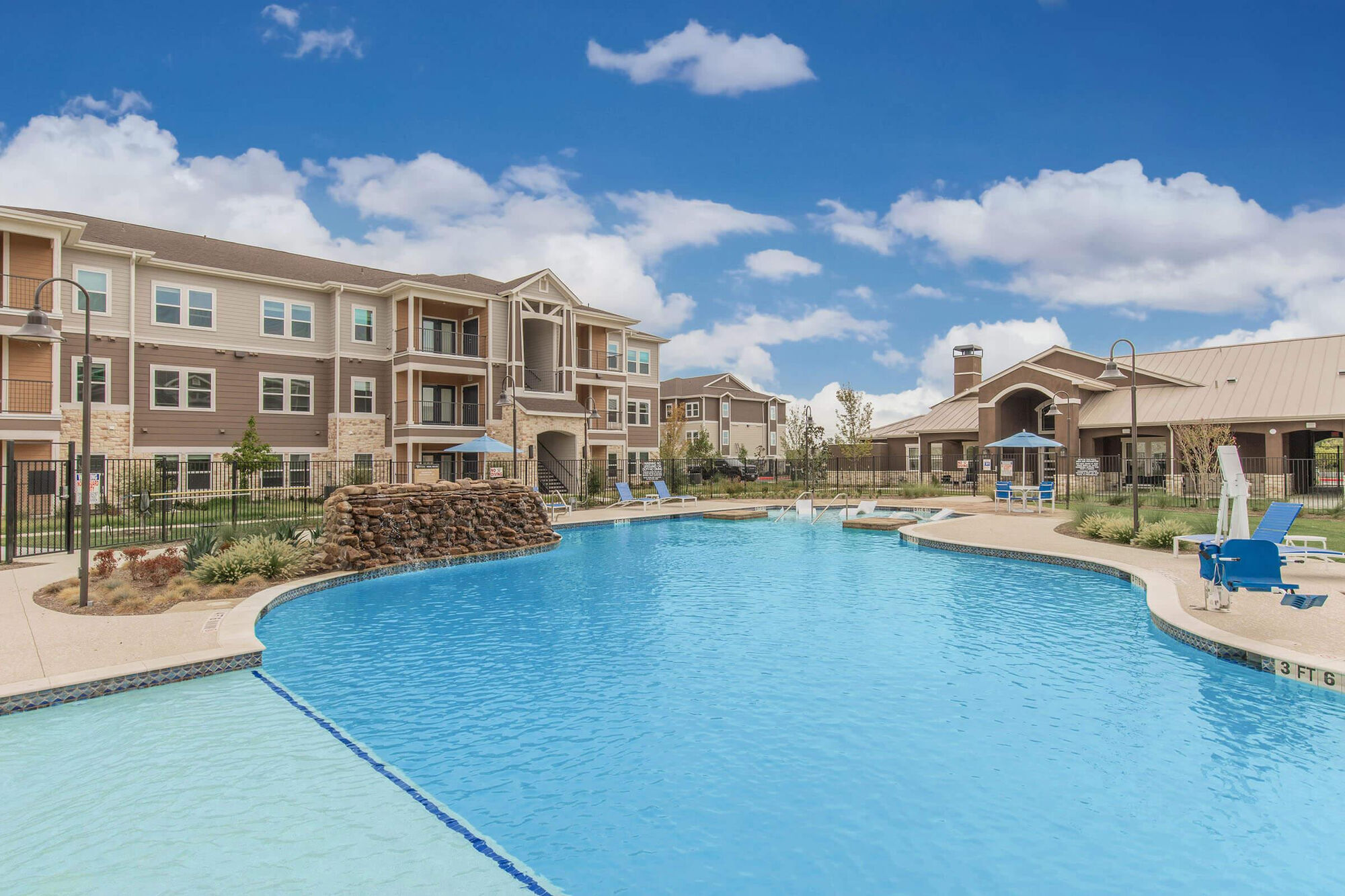 Vantage at Hutto Image 35