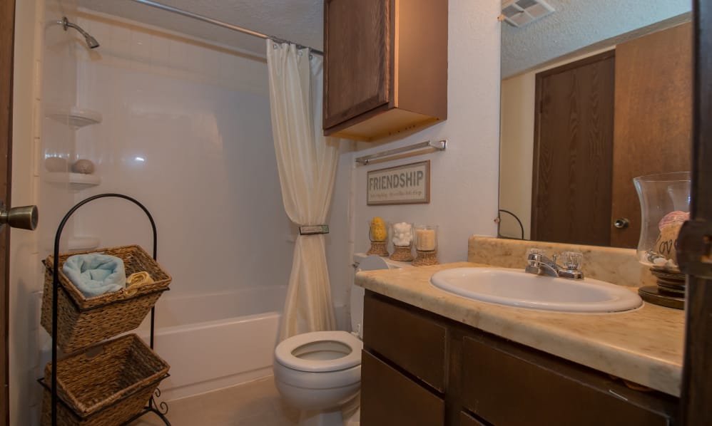 Fox Run Apartments  Image 10